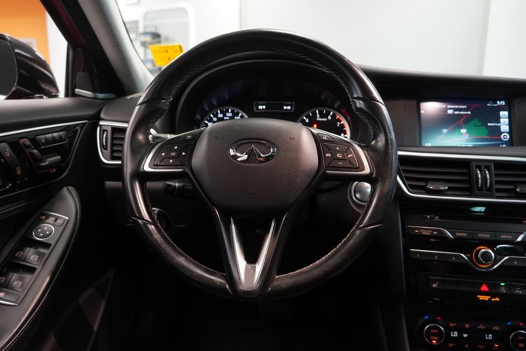 2017 INFINITI QX30 Premium ( AWD )
