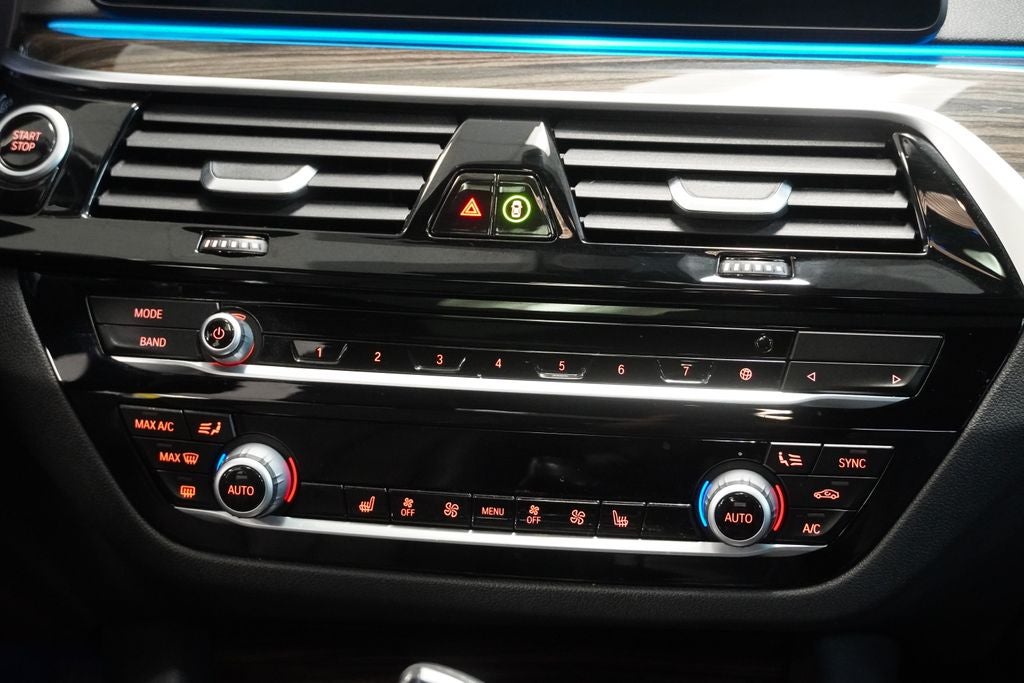 2021 BMW 5 Series 530e iPerformance AWD