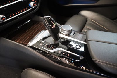 2021 BMW 5 Series 530e iPerformance AWD