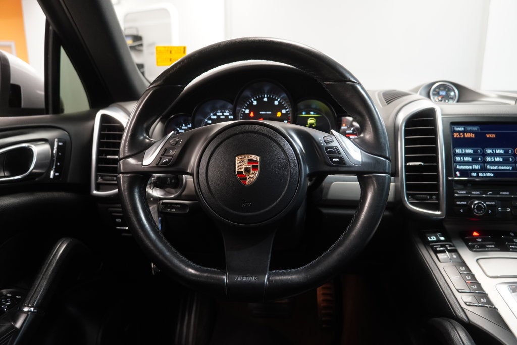 2012 Porsche Cayenne ( AWD ) ( PRE-AUCTION ) SPECIAL