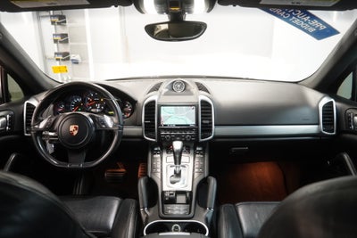 2012 Porsche Cayenne ( AWD ) ( PRE-AUCTION ) SPECIAL