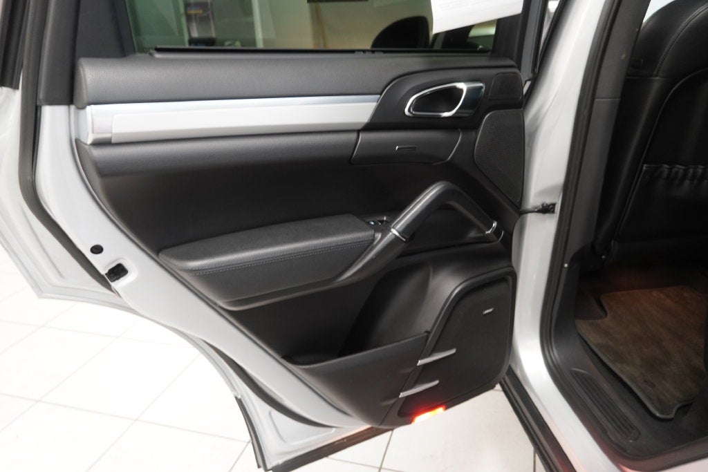 2012 Porsche Cayenne ( AWD ) ( PRE-AUCTION ) SPECIAL