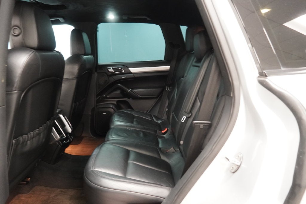 2012 Porsche Cayenne ( AWD ) ( PRE-AUCTION ) SPECIAL