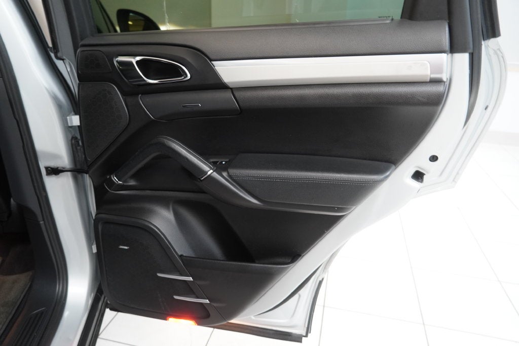 2012 Porsche Cayenne ( AWD ) ( PRE-AUCTION ) SPECIAL