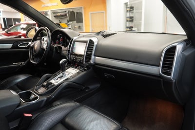 2012 Porsche Cayenne ( AWD ) ( PRE-AUCTION ) SPECIAL