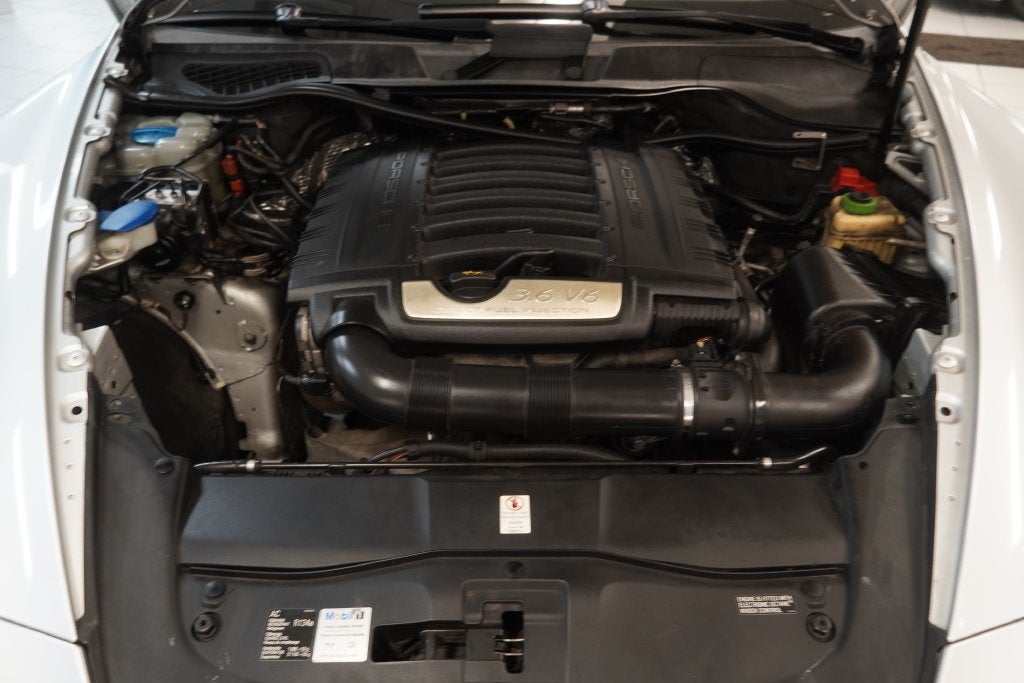 2012 Porsche Cayenne ( AWD ) ( PRE-AUCTION ) SPECIAL