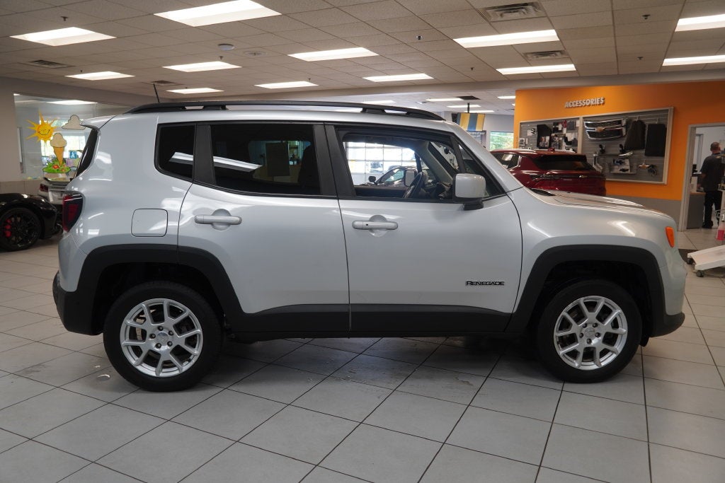 2021 Jeep Renegade Latitude ( 4WD )