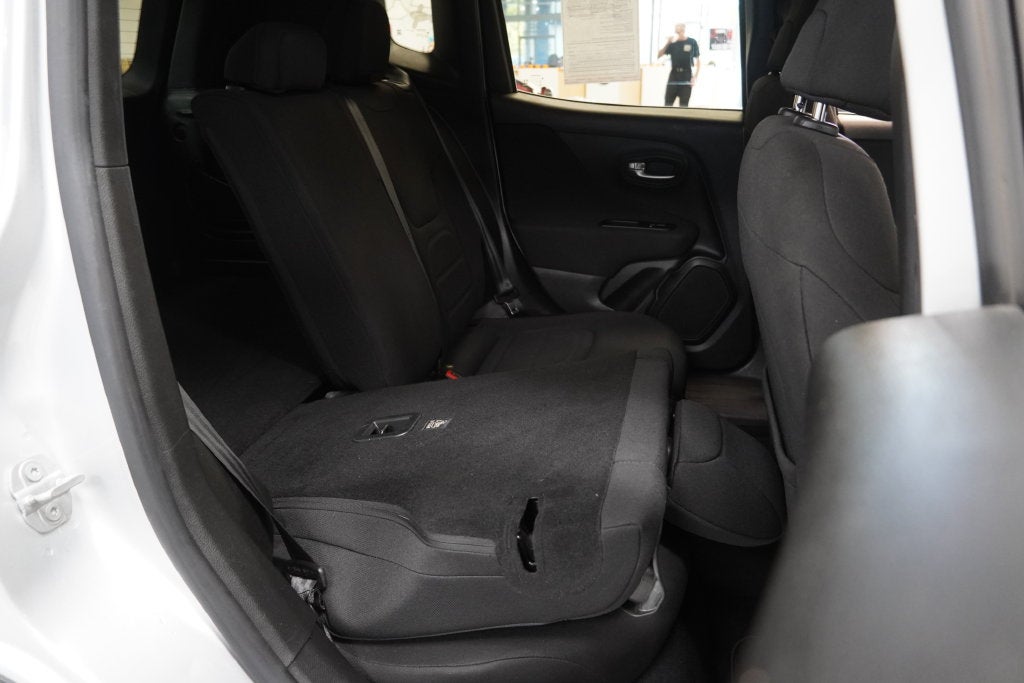2021 Jeep Renegade Latitude ( 4WD )