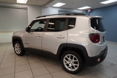 2021 Jeep Renegade Latitude ( 4WD )