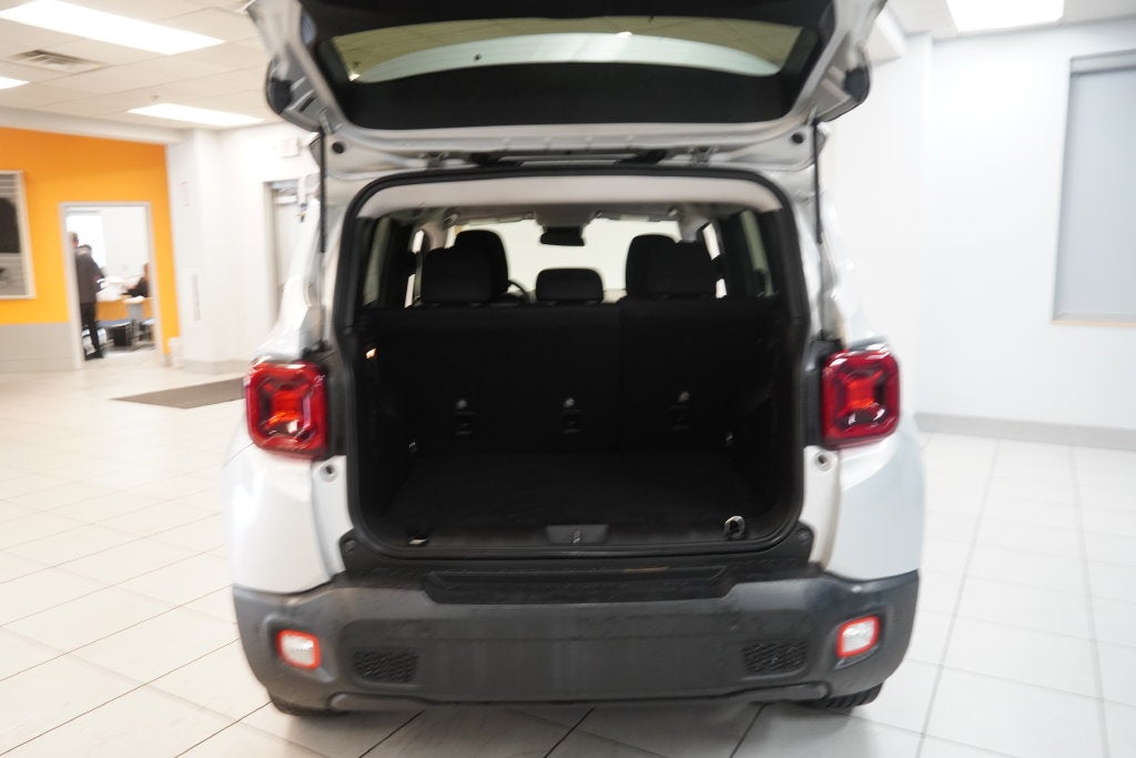 2021 Jeep Renegade Latitude ( 4WD )