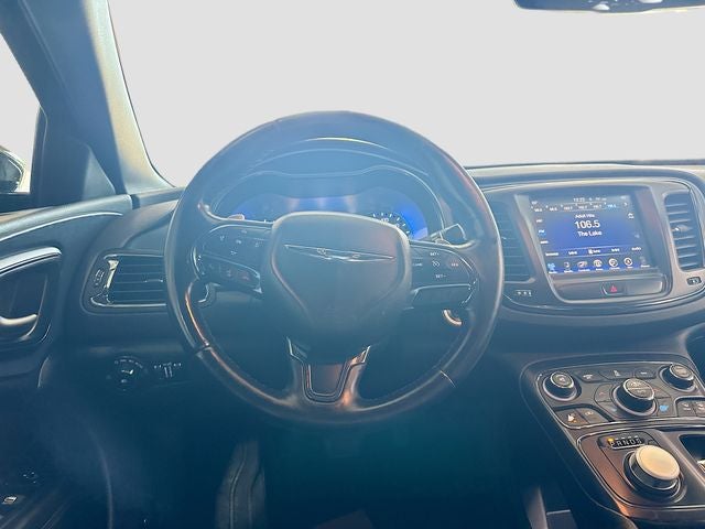 2016 Chrysler 200 S