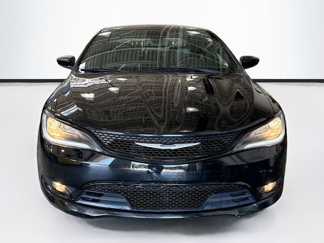 2016 Chrysler 200 S