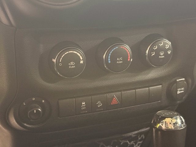 2016 Jeep Wrangler Unlimited Sport 4X4 W/ ALPINE AUDIO