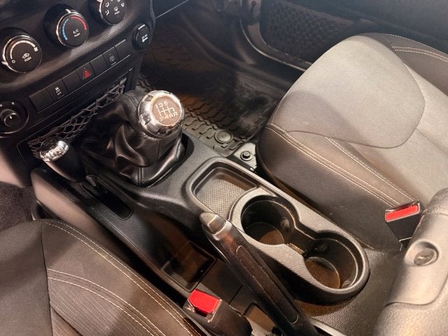 2017 Jeep Wrangler Unlimited Sahara STICK SHIFT 1-OWNER