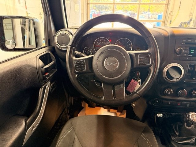 2017 Jeep Wrangler Unlimited Sahara STICK SHIFT 1-OWNER