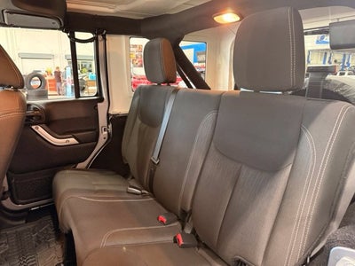 2017 Jeep Wrangler Unlimited Sahara STICK SHIFT 1-OWNER