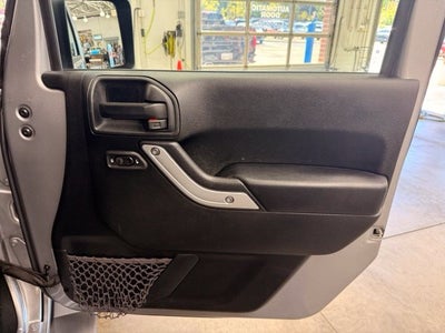 2017 Jeep Wrangler Unlimited Sahara STICK SHIFT 1-OWNER