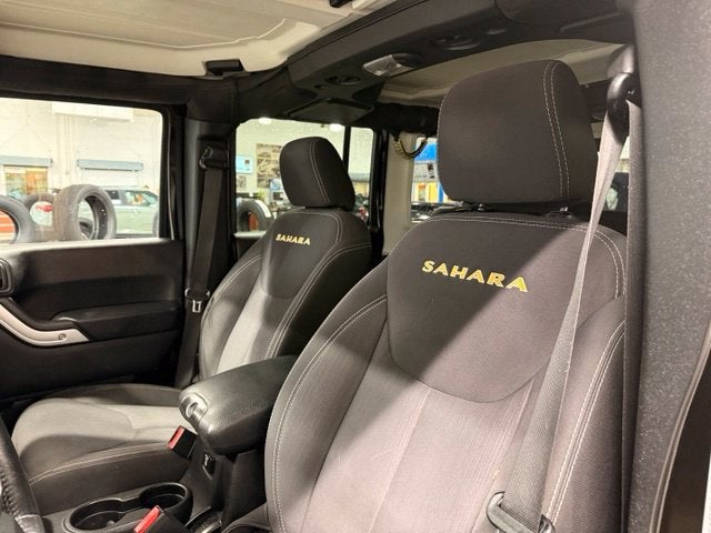 2015 Jeep Wrangler Unlimited Sahara w/ REMOTE START