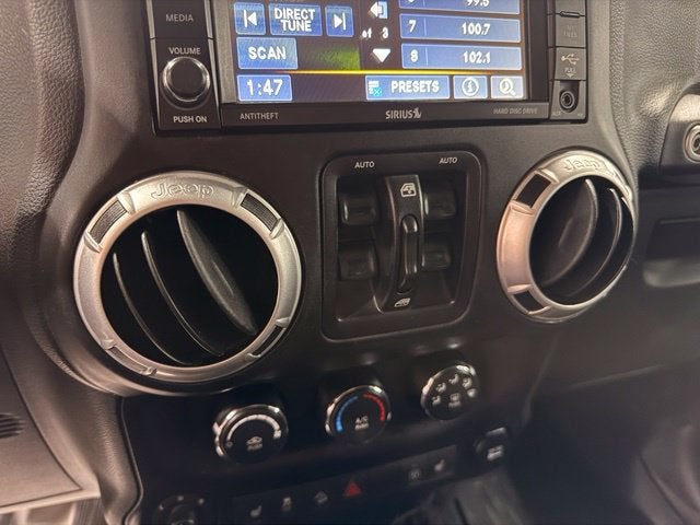 2015 Jeep Wrangler Unlimited Sahara w/ REMOTE START
