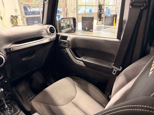 2015 Jeep Wrangler Unlimited Sahara w/ REMOTE START