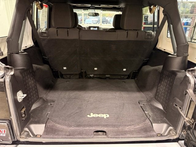 2015 Jeep Wrangler Unlimited Sahara w/ REMOTE START