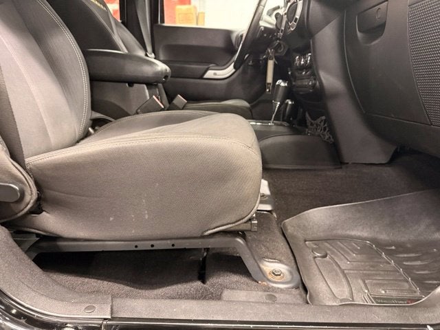 2015 Jeep Wrangler Unlimited Sahara w/ REMOTE START