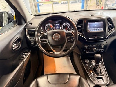 2019 Jeep Cherokee Latitude Plus AWD w/ Remote Start
