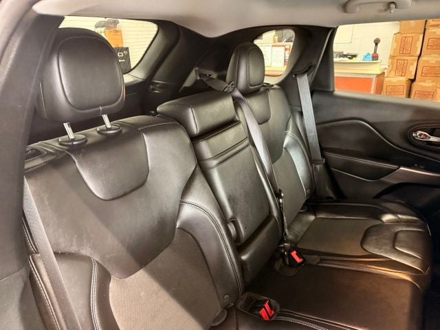 2019 Jeep Cherokee Latitude Plus AWD w/ Remote Start