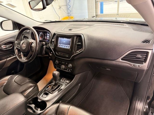 2019 Jeep Cherokee Latitude Plus AWD w/ Remote Start