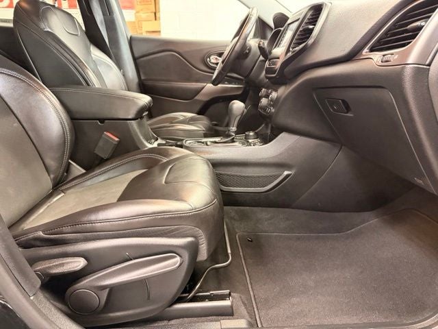 2019 Jeep Cherokee Latitude Plus AWD w/ Remote Start