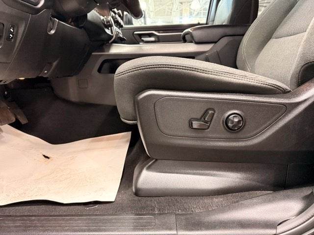 2019 RAM 1500 Big Horn/Lone Star 1 OWNER w/ 5.7L HEMI V8