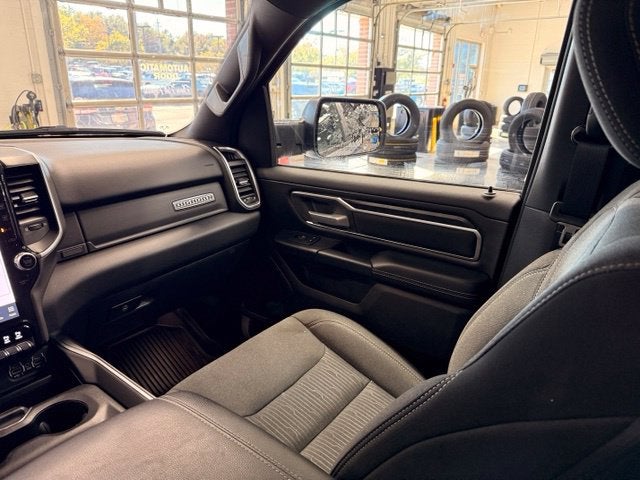 2024 RAM 1500 Big Horn/Lone Star 5.7L Hemi V8 w/ Blind Spot Alert