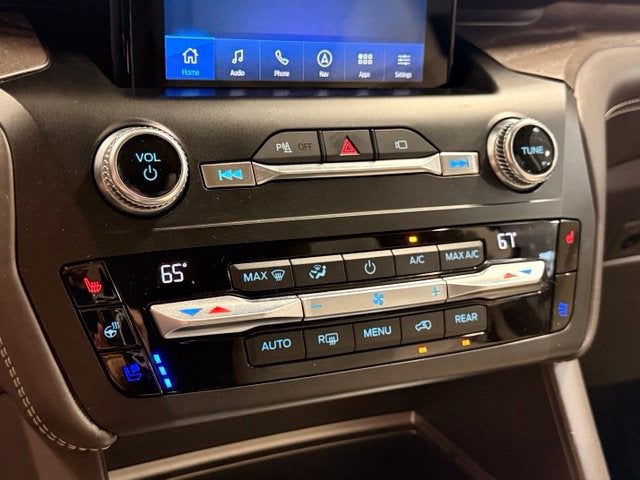 2020 Ford Explorer Platinum w/ Blind Spot Alert