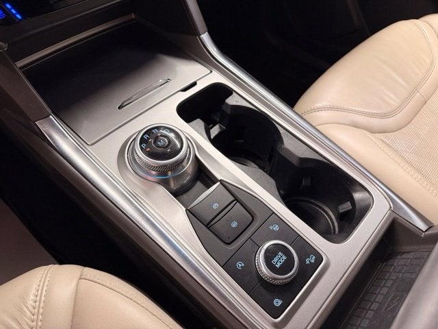 2020 Ford Explorer Platinum w/ Blind Spot Alert