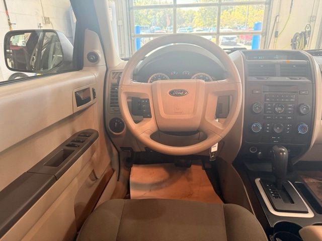 2010 Ford Escape XLS