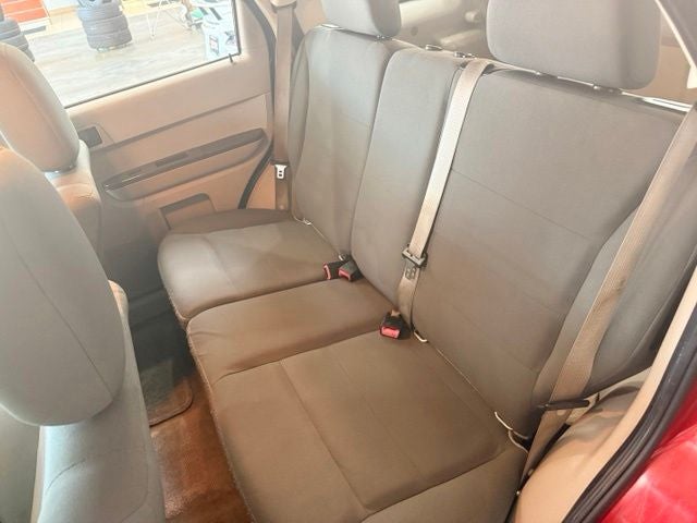 2010 Ford Escape XLS