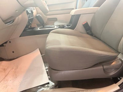 2010 Ford Escape XLS