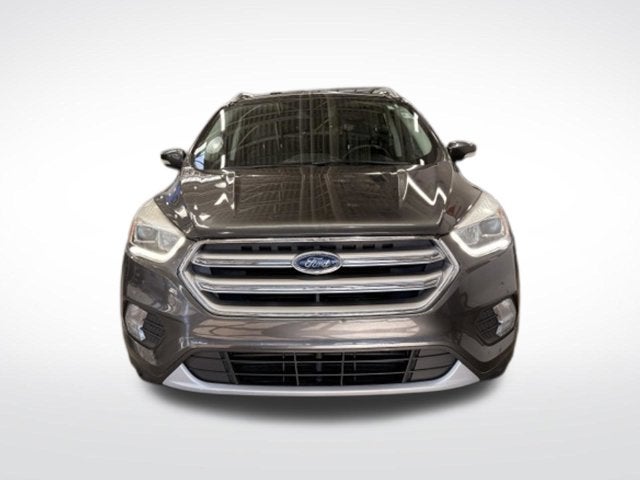 2017 Ford Escape Titanium 4x4 w/ Collision Alert