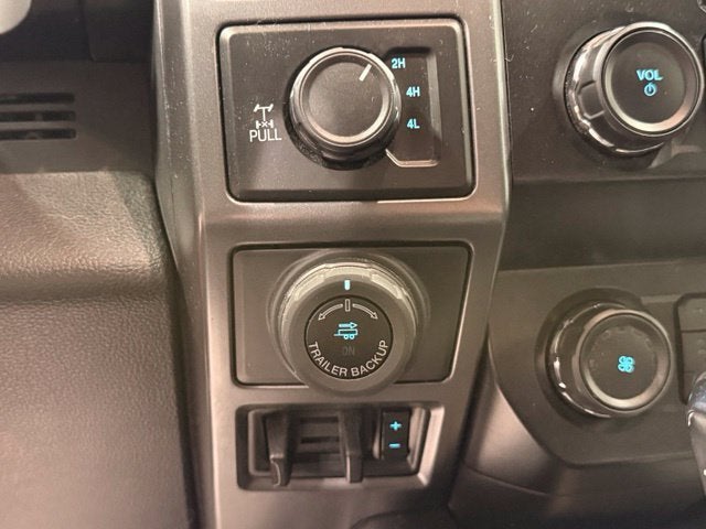 2019 Ford F-150 XLT w/ NAVIGATION
