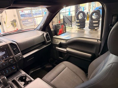 2019 Ford F-150 XLT w/ NAVIGATION