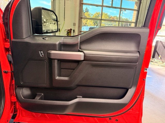 2019 Ford F-150 XLT w/ NAVIGATION