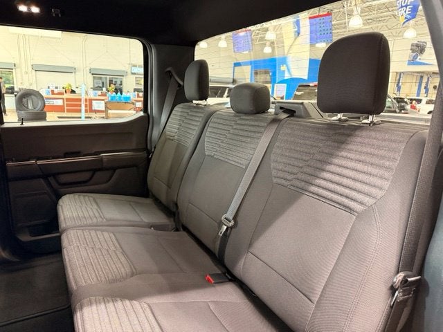 2022 Ford F-150 XL w/ Navigation