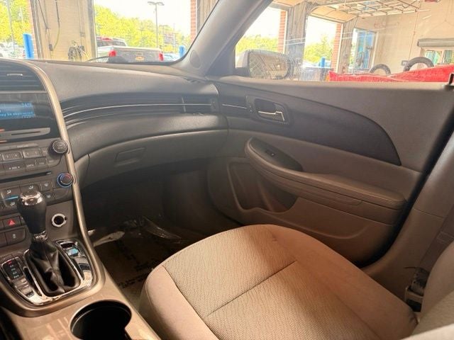 2013 Chevrolet Malibu LS 1LS