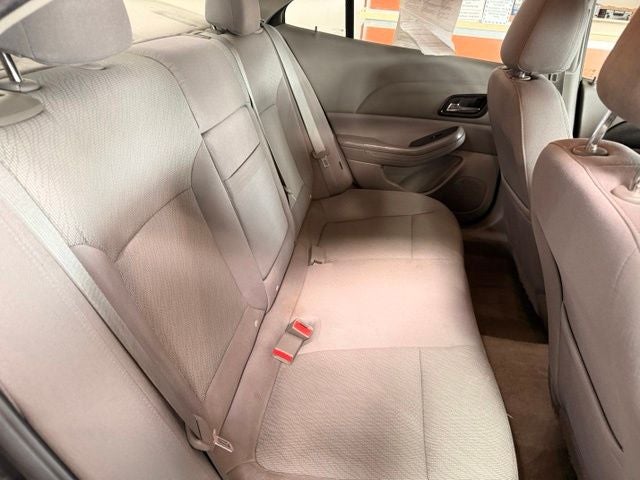 2013 Chevrolet Malibu LS 1LS