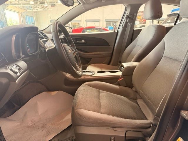 2013 Chevrolet Malibu LS 1LS