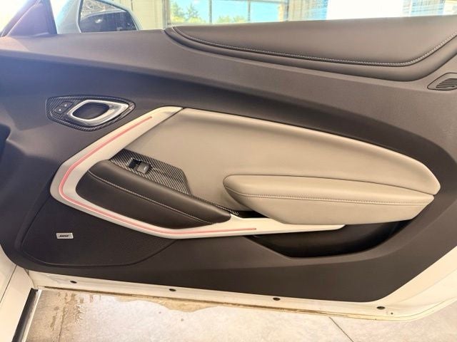 2016 Chevrolet Camaro 2LT 2LT