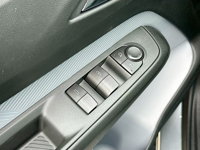 2027 Chevrolet Bolt EV LT