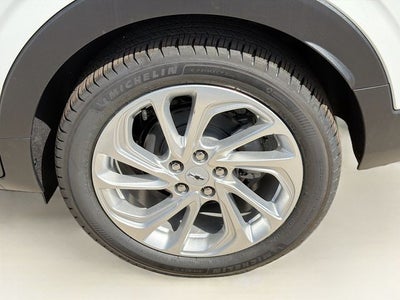 2027 Chevrolet Bolt EV LT
