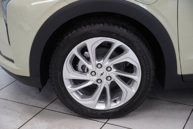 2027 Chevrolet Bolt EV LT