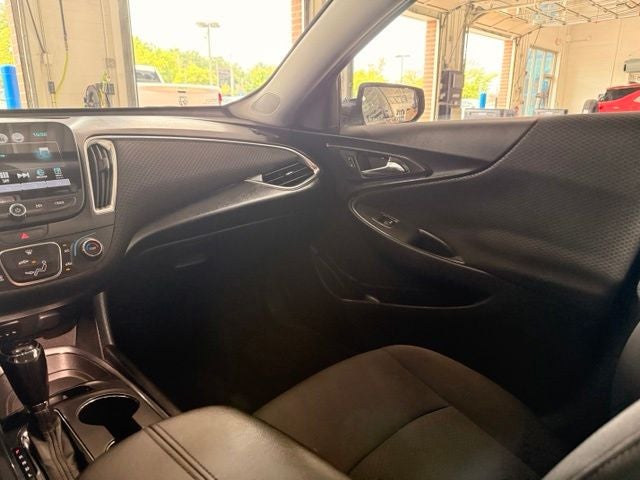 2016 Chevrolet Malibu LT 1LT
